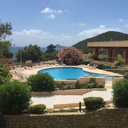F2 Vue Mer Dans Residence Avec Piscine Ajaccio  Buitenkant foto