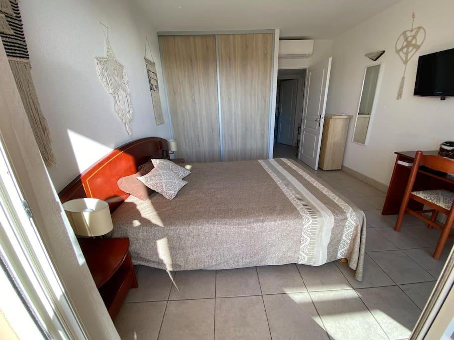 F2 Vue Mer Dans Residence Avec Piscine Ajaccio  Buitenkant foto