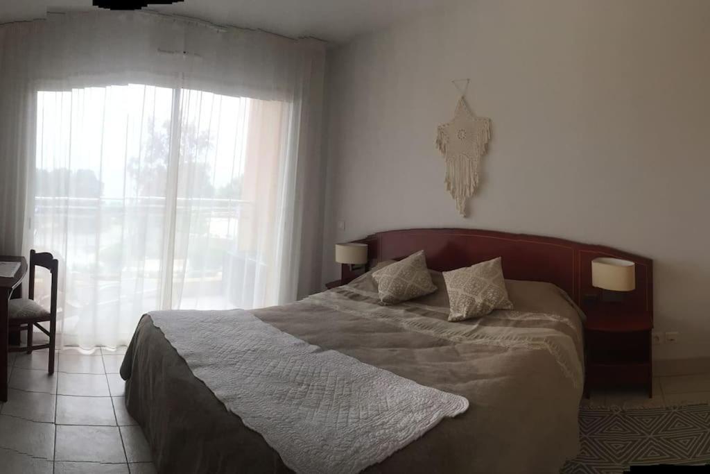 F2 Vue Mer Dans Residence Avec Piscine Ajaccio  Buitenkant foto