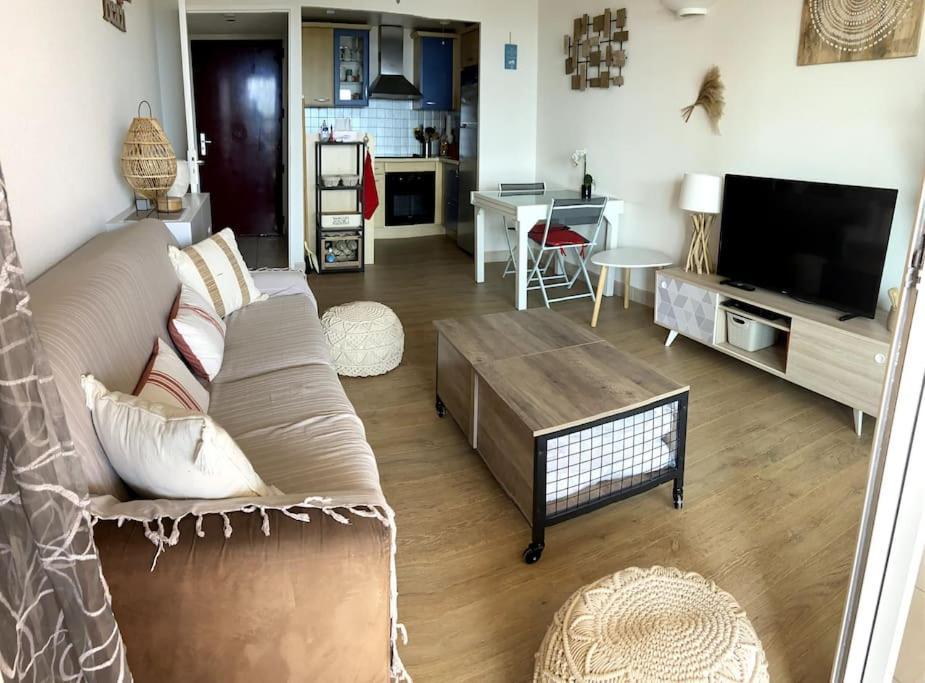 F2 Vue Mer Dans Residence Avec Piscine Ajaccio  Buitenkant foto